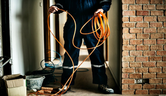 Foto de trabajador de reformas de casas de Punt de Bany